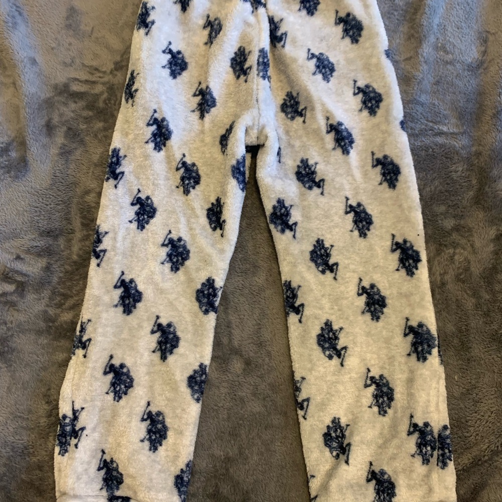 U.S. Polo Assn. White and Blue Pajama Set Classic Comfort - Picture 8 of 8